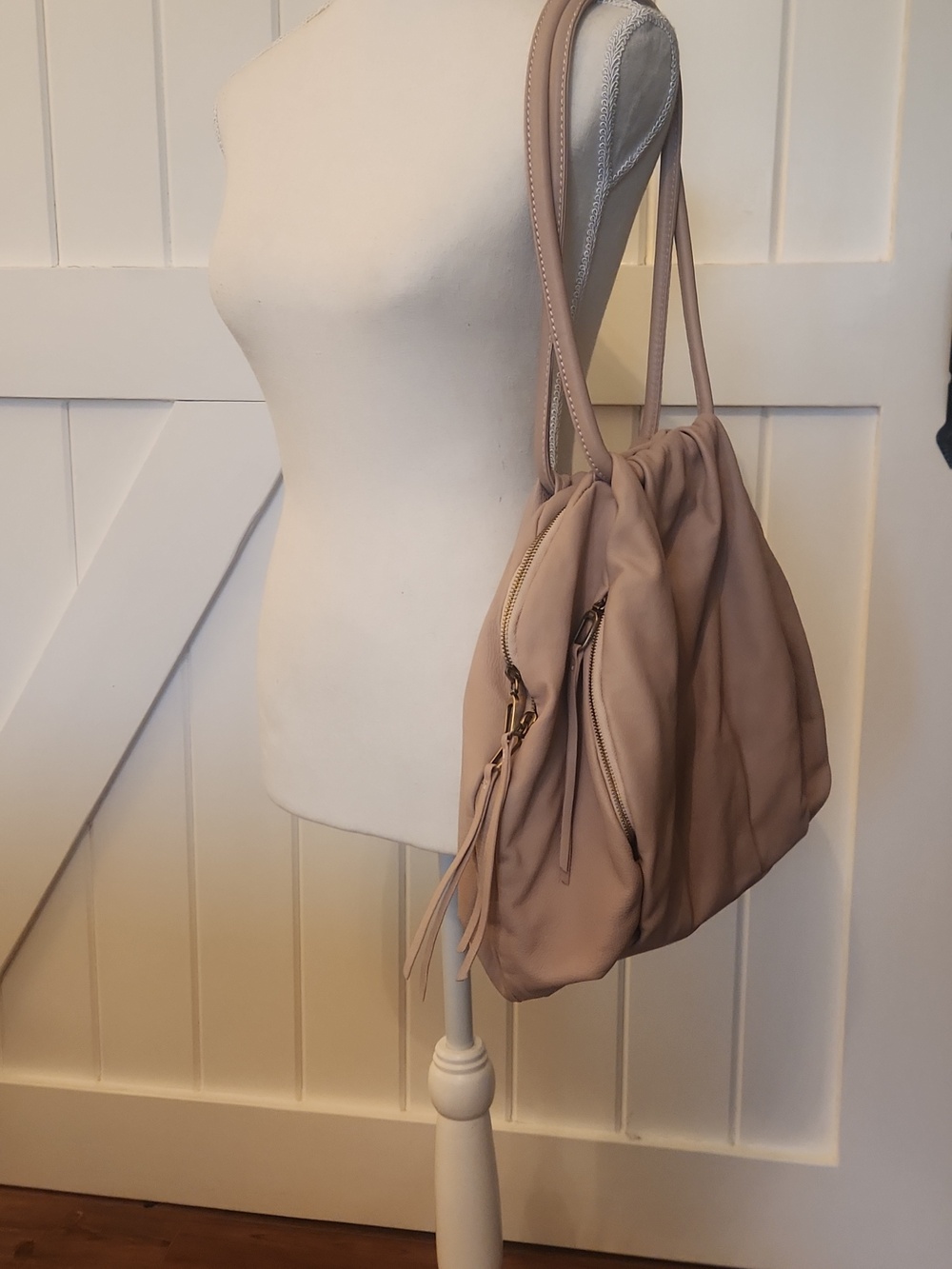 HOBO Soft Pink Hobo Bag - Picture 9 of 9